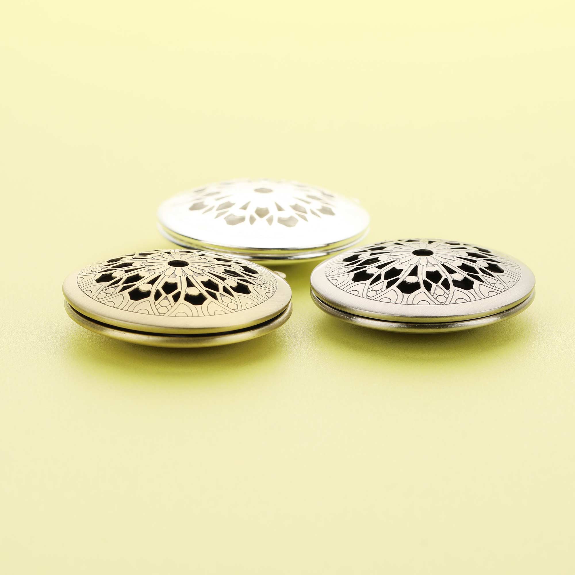 5Pcs 31MM medaglione fotografi - Vintage Fashion Icons recensione e prezzo