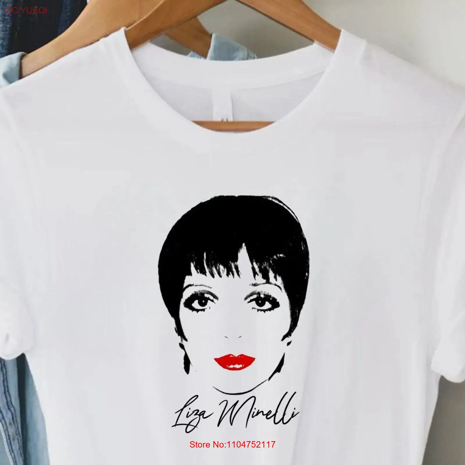 T-shirt iconica di Liza Minnel - Vintage Fashion Icons recensione e prezzo