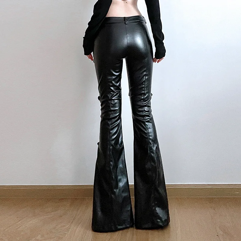 Pantaloni svasati in pelle PU  - Vintage Fashion Y2K recensione e prezzo