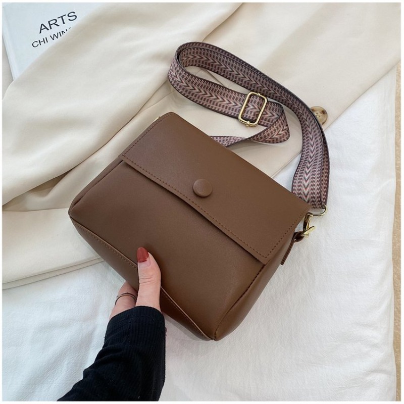 Borsa fasciatoio iconica di de - Vintage Fashion Icons recensione e prezzo